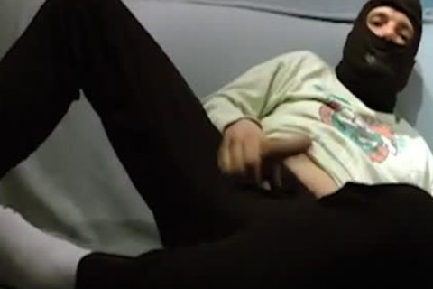 The Ghost rip his raiment ! (Destruction of raiment)