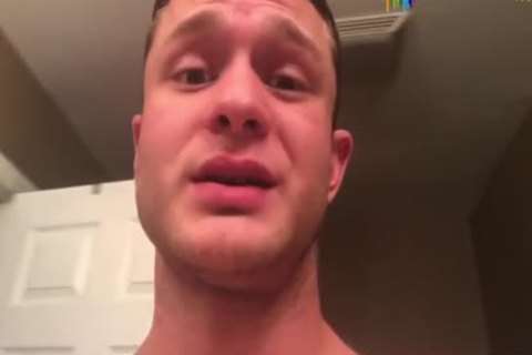 Muscle guy Showing Off His Super brawny