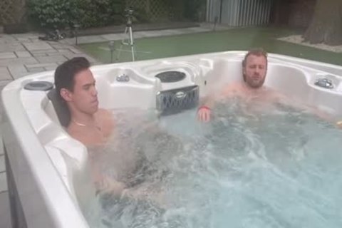 Hottub pound Machine