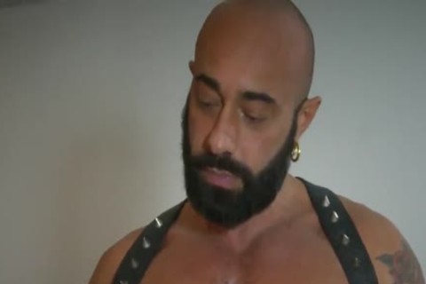Hispanic Bodybuilder acquire pound By monstrous knob Gianni
