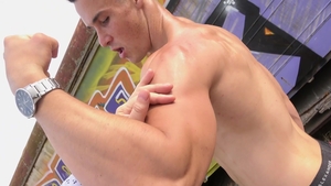 East Boys: Muscle straight feels like the best sex