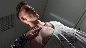 EastBoys.com: Raw fucking & super cute straight dude