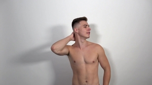 EastBoys.com - Hard nailining and muscle amateur