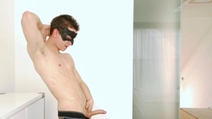 Maskurbate - Model Ryan first time playing with sex toys