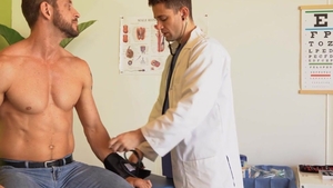DoctorTapes - Johnny Ford and Quin Quire finds dick to fuck