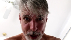 ManPuppy.com - Richard jerks off