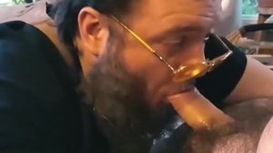 GayHub24.com - whore engulfing petite weenie