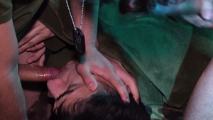 MilitaryDick: Pale Twinks in a 2on1 Frenzy