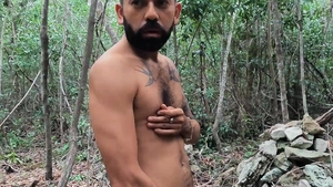 Str8 Chaser: Hairy Studs Self-Pleasure in Nature