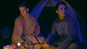 Brother Crush: Younger Stepbro Gets Drilled by Big Meaty Cock
