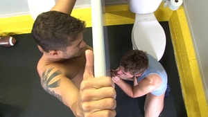 Cody Cummings: Sneaky Stall Playtime