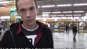 Czech Hunter: Cash for His Hesitant Heart