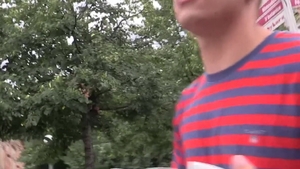 Czech Hunter: Shyness Overcome by Pizza Memories
