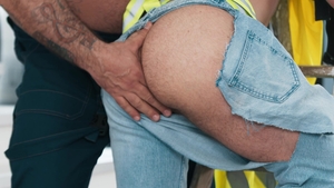 Men: Nik Fros' Relentless Drilling Skills