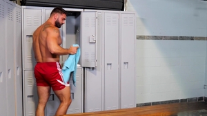 HotAFmen: 6'4