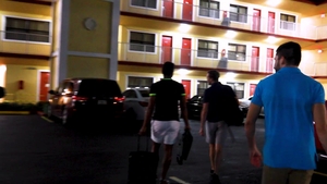 masqulin: Frenzied Fapping At The Hotel
